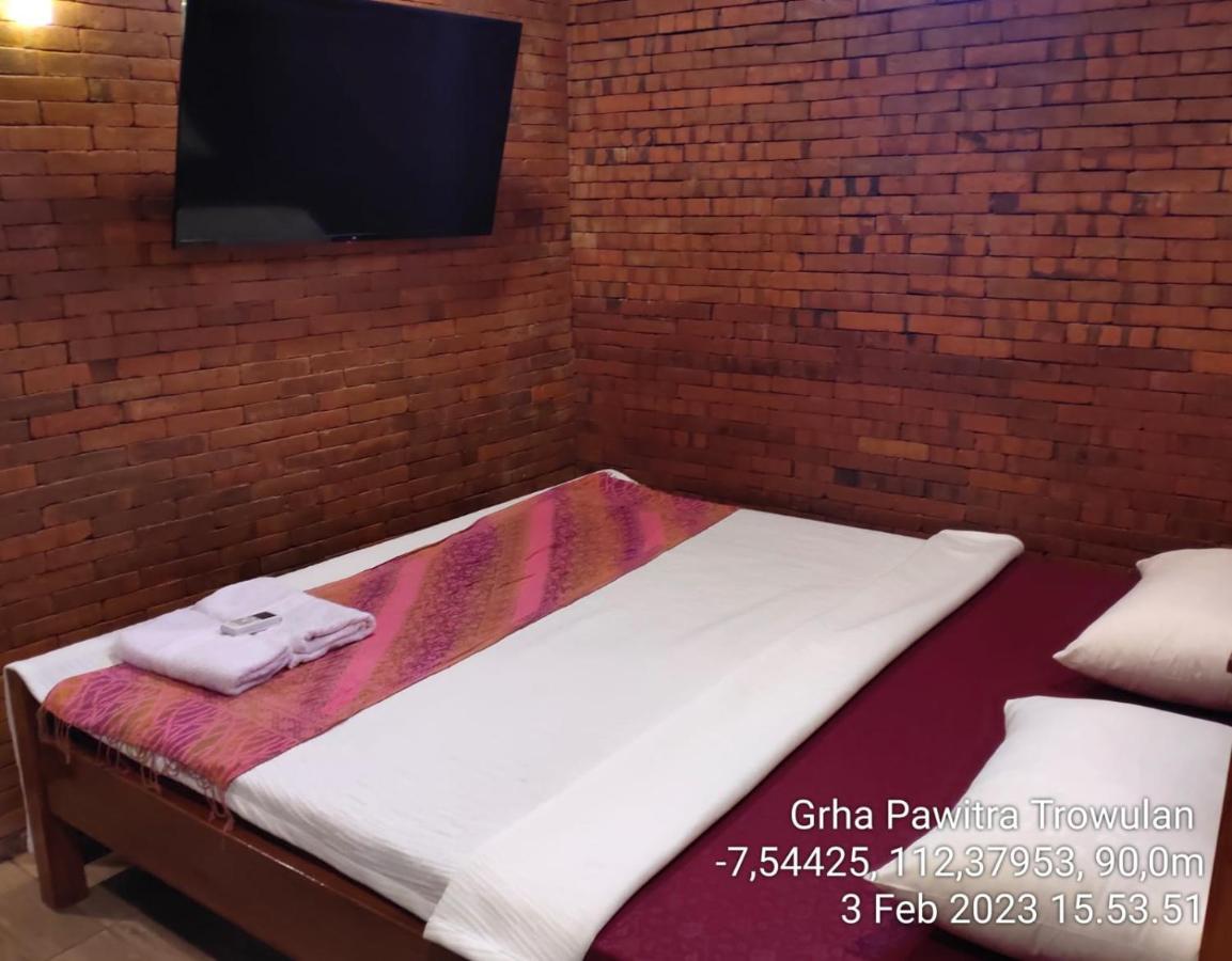Grha Pawitra Trowulan Appartement Buitenkant foto