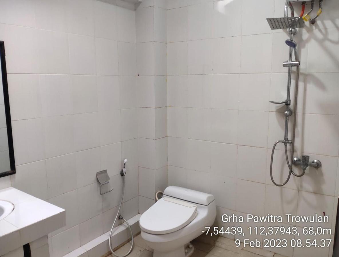Grha Pawitra Trowulan Appartement Buitenkant foto