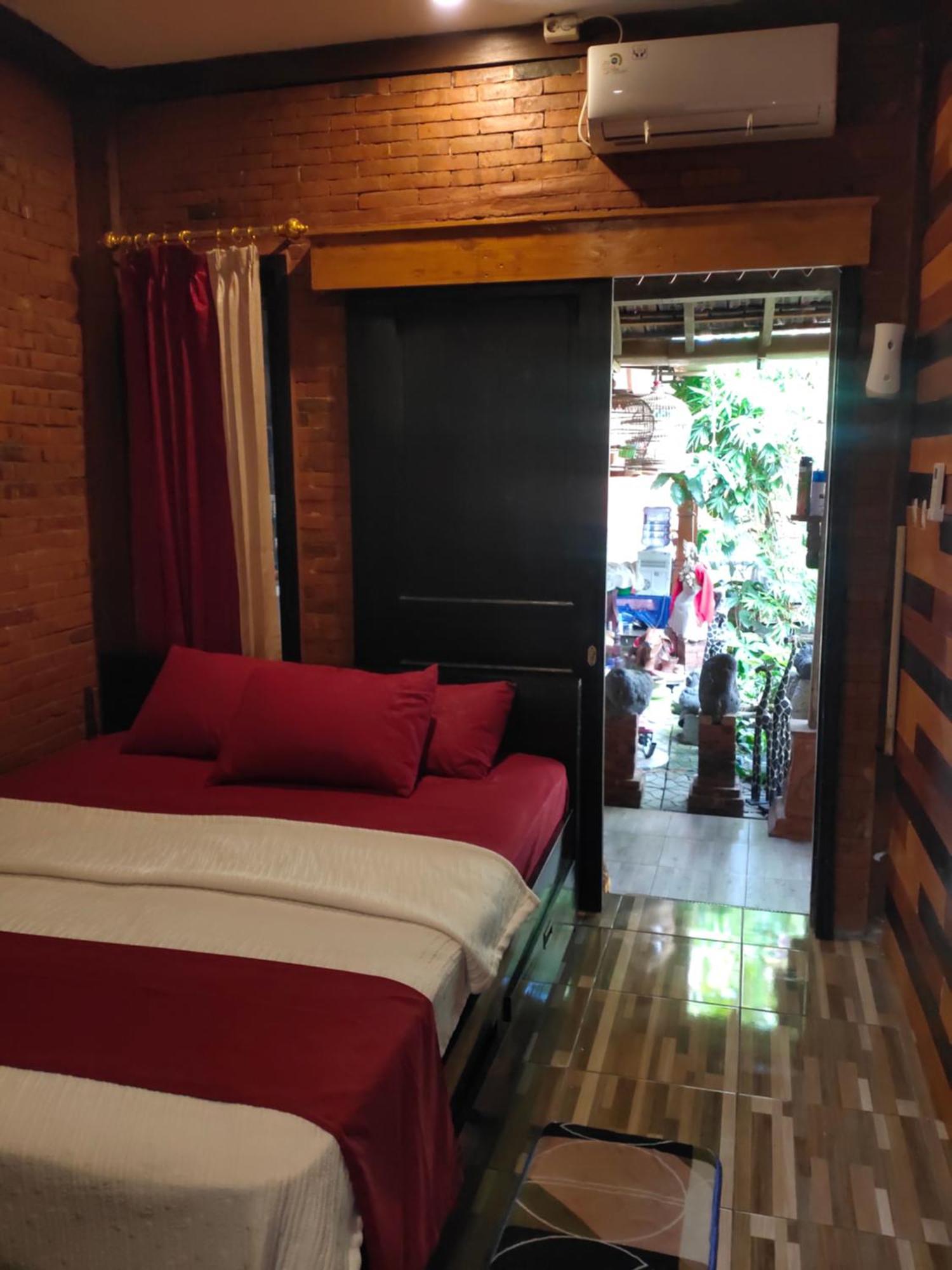 Grha Pawitra Trowulan Appartement Buitenkant foto
