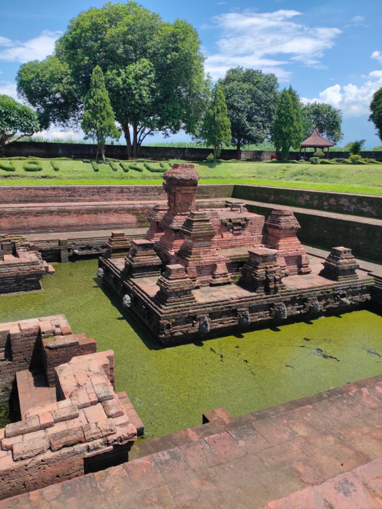 Grha Pawitra Trowulan Appartement Buitenkant foto